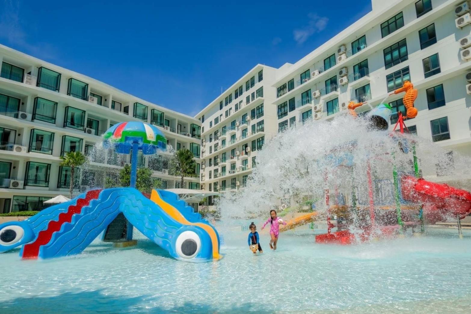 Wyndham La Vita Rawai Phuket Buitenkant foto