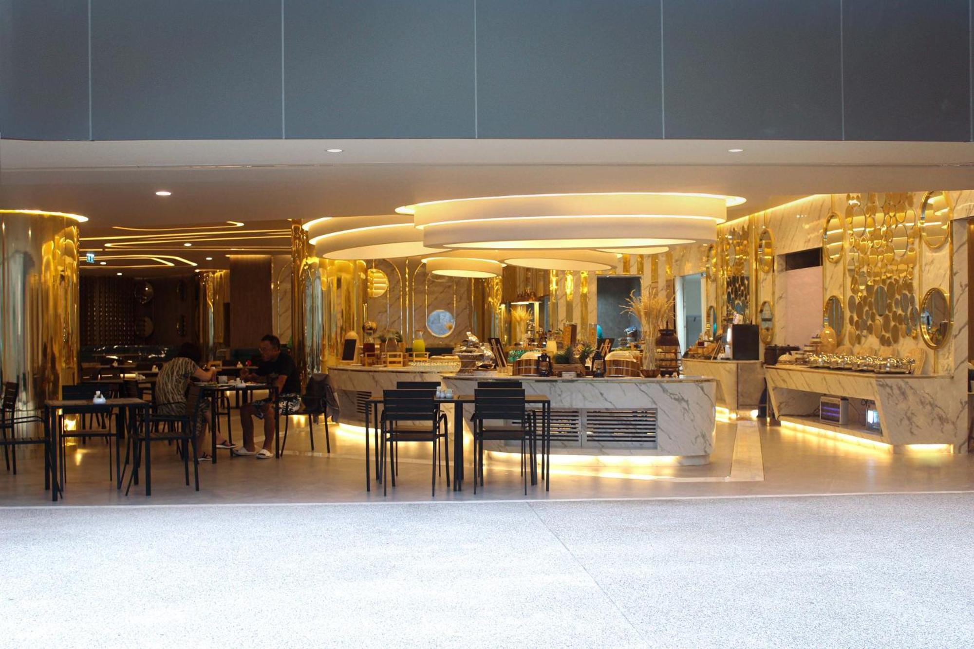 Wyndham La Vita Rawai Phuket Buitenkant foto